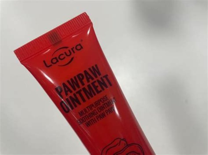 'I tried Aldi's £1.25 dupe of Dr PawPaw's £7.25 balm for less than a quarter of the price and it's a handbag essential' - Amber-Louise Large