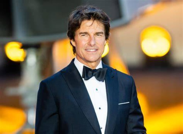 4 Healthy Eating Habits That Keep Tom Cruise Young