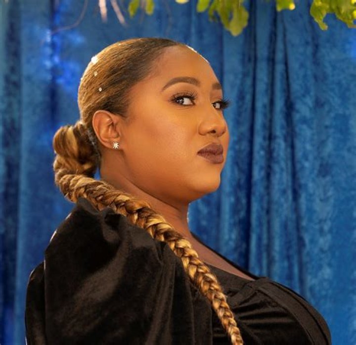 Ashley Nicole Black Height, Weight, Age, Family, Facts, Biography
