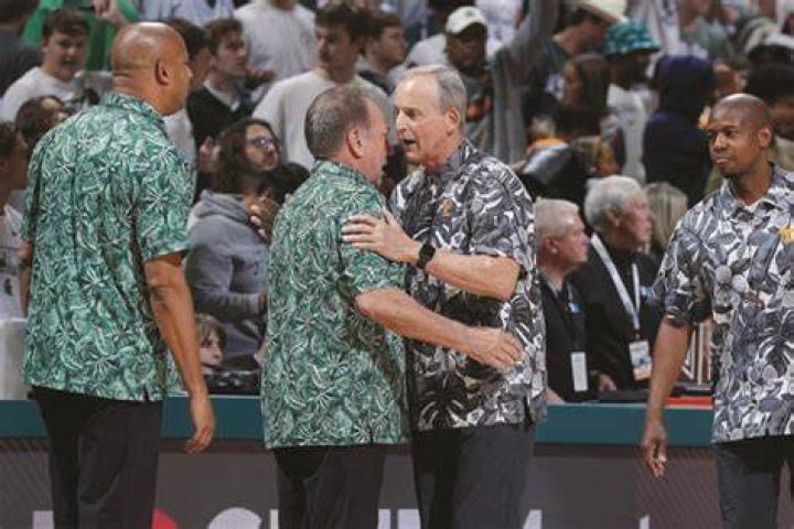 College basketball powers play for Maui fire relief efforts | News, Sports, Jobs