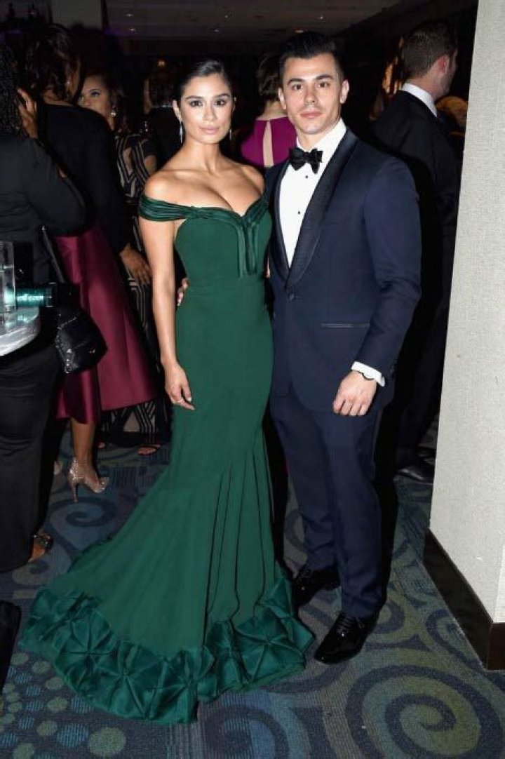 Diane Guerrero Height, Weight, Age, Boyfriend, Family, Facts, Biography