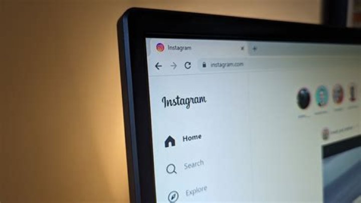 How do I uninstall Instagram from my computer?