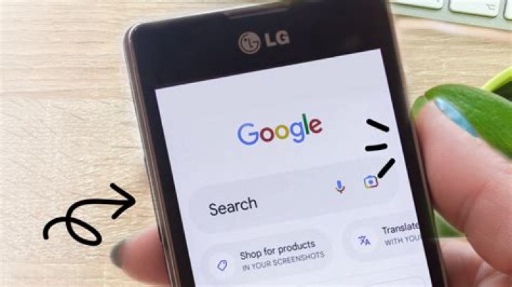 how to take screenshot on lg phone?