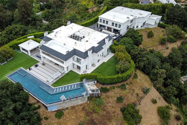 Inside Jennifer Lopez's New $28 Million Bel Air Mansion