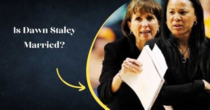 
Is Dawn Staley still Single or Married?Know in Detail About her Affairs and Relationship