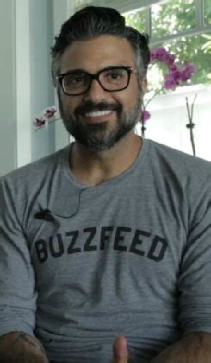 Jaime Camil Height, Weight, Age, Spouse, Family, Facts, Biography