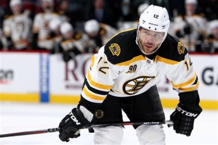 Jarome Iginla Net Worth | Celebrity Net Worth