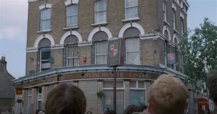 Londoners 'depressed' at the state of iconic Shaun of the Dead pub 'The Winchester' in 2023