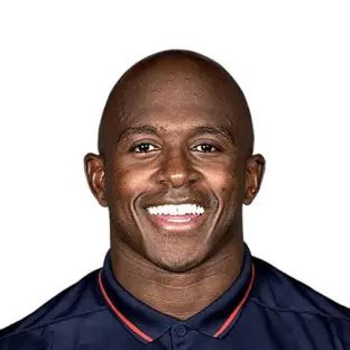 Matthew Slater – Biography, Weight, Net worth, Spouse, Family