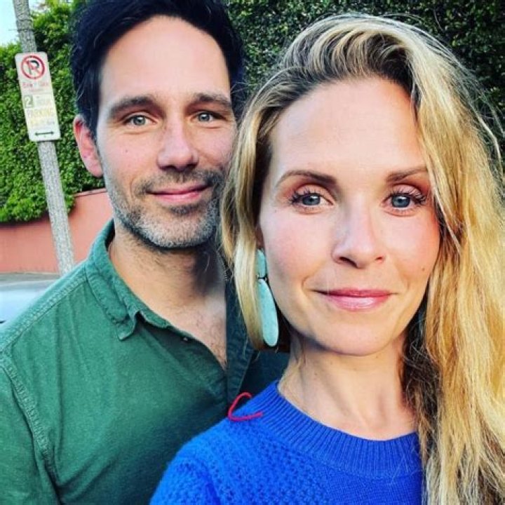 Sally Pressman Height, Weight, Age, Spouse, Family, Facts, Biography