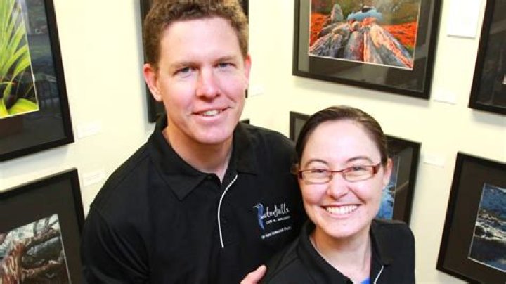 Tasmanian owner of Waterfalls Cafe & Gallery issues plea to ‘horrible’ customers
