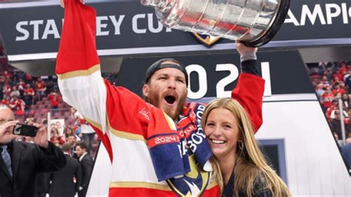 
The Untold Truth We Know About Matthew Tkachuk’s Girlfriend 
