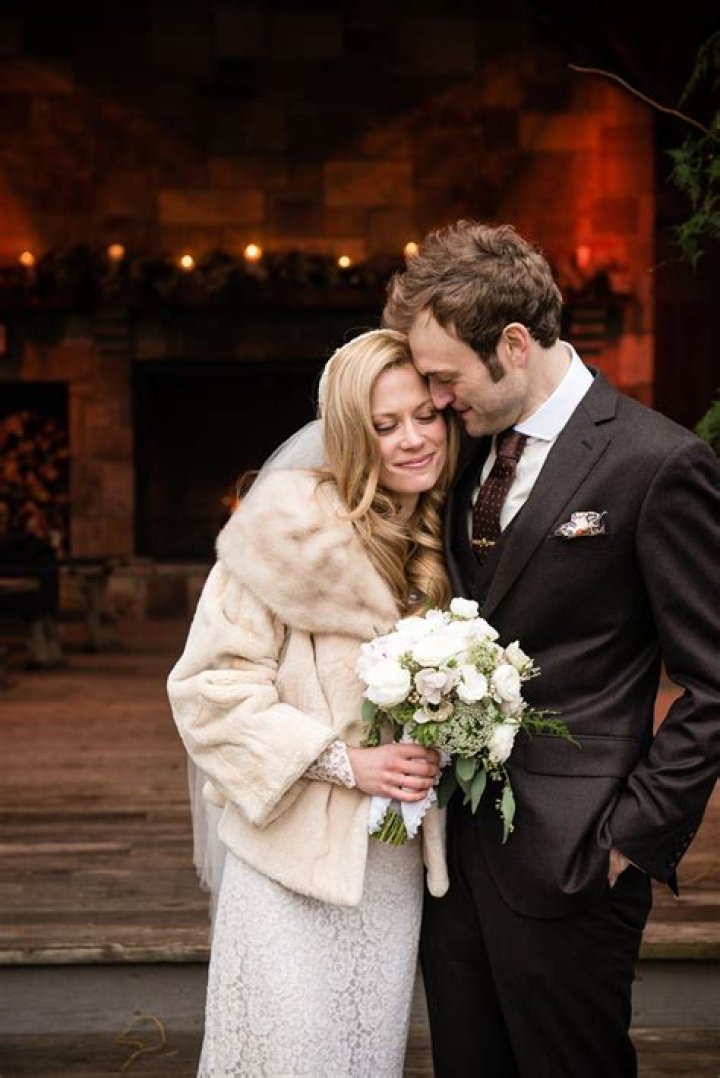 Who is Chris Thile Dating Now