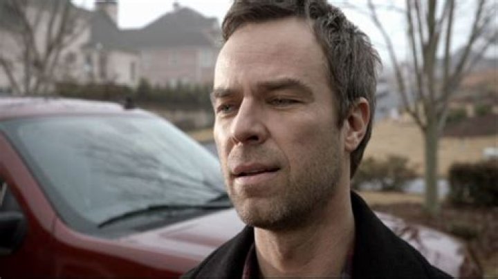 Who is JR Bourne Dating Now
