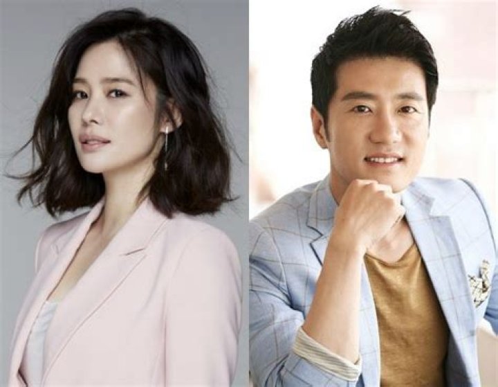 Who is Kim Hyun-joo Dating Now