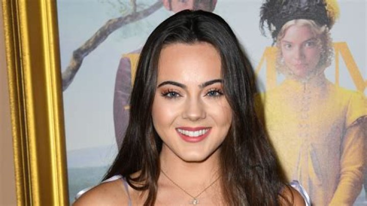 Who is Sheldon Brookbank Dating Now?