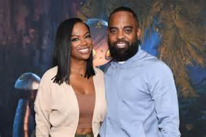 Who is Todd Tucker Dating Now
